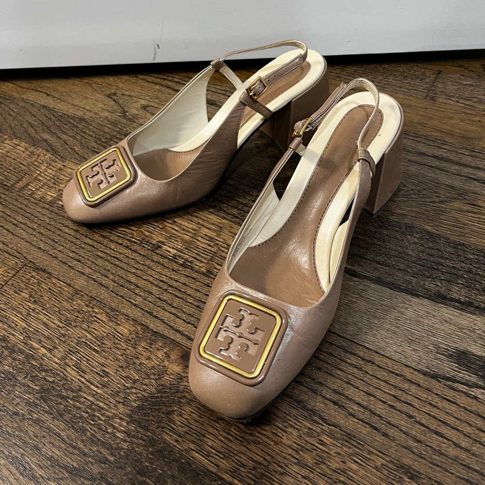 Tory Burch Georgia Slingback - Tan Mid - Heels with discrete logo
